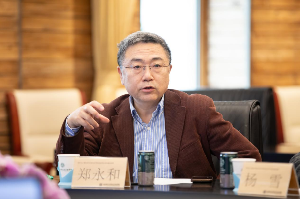 北京师范大学基础教育科学与工程技术教育学科共同体专家入我校进行科技特色培育基地调研-北京师范大学亚太实验学校